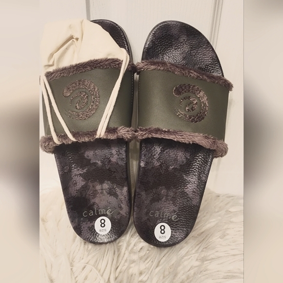 CALME by Johnny Was Space Camo Leather Faux Fur Slides Size 8 - Picture 4 of 8